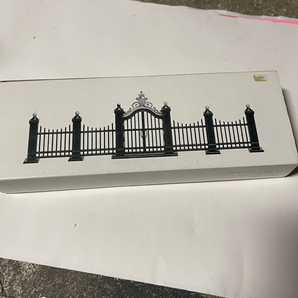 Heritage Village Collection Gate